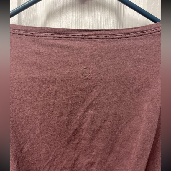 Lululemon Back In Action Longsleeve - Sz 4 - Picture 4 of 4